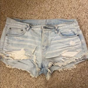 American Eagle “Tomgirl shortie”